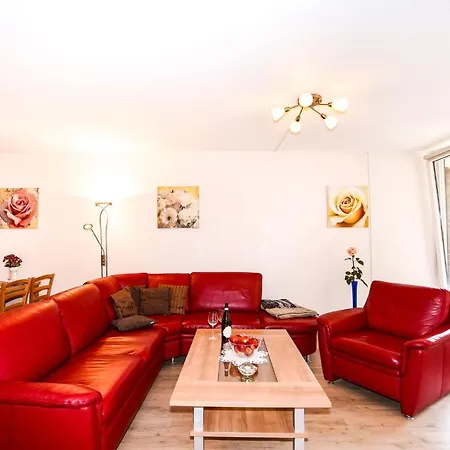 Am Meer, Mit Schwimmbad Und Sauna * Timmendorfer Strand