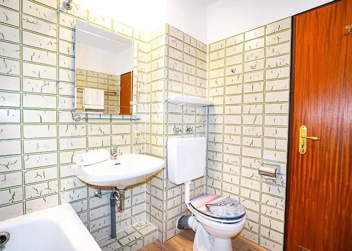 Apartment Am Meer, Mit Schwimmbad Und Sauna Timmendorfer Strand